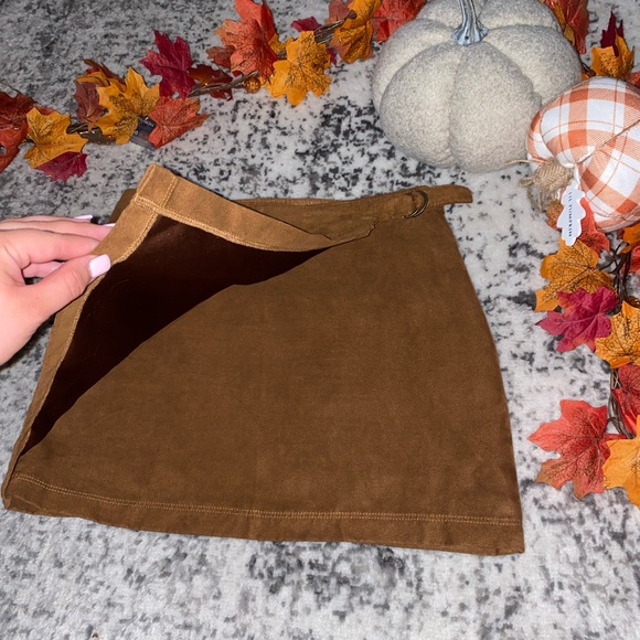 Hollister Skirt - Picture 3 of 6